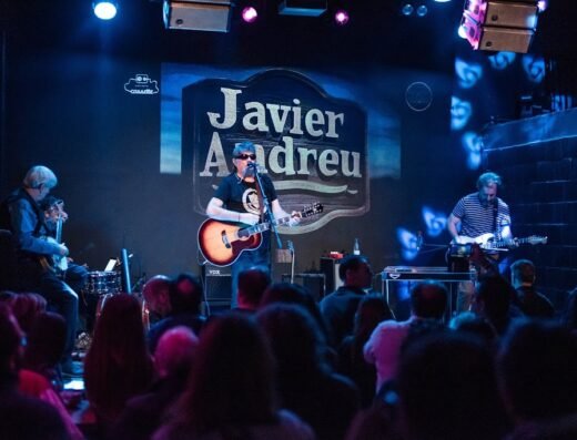 CASSETTE Live Music Club