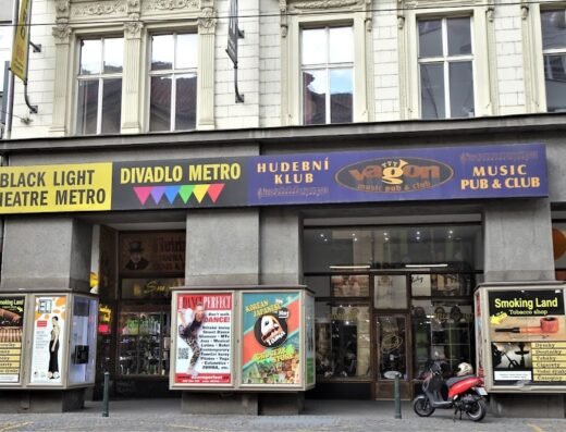 Vagon Music Pub & Club